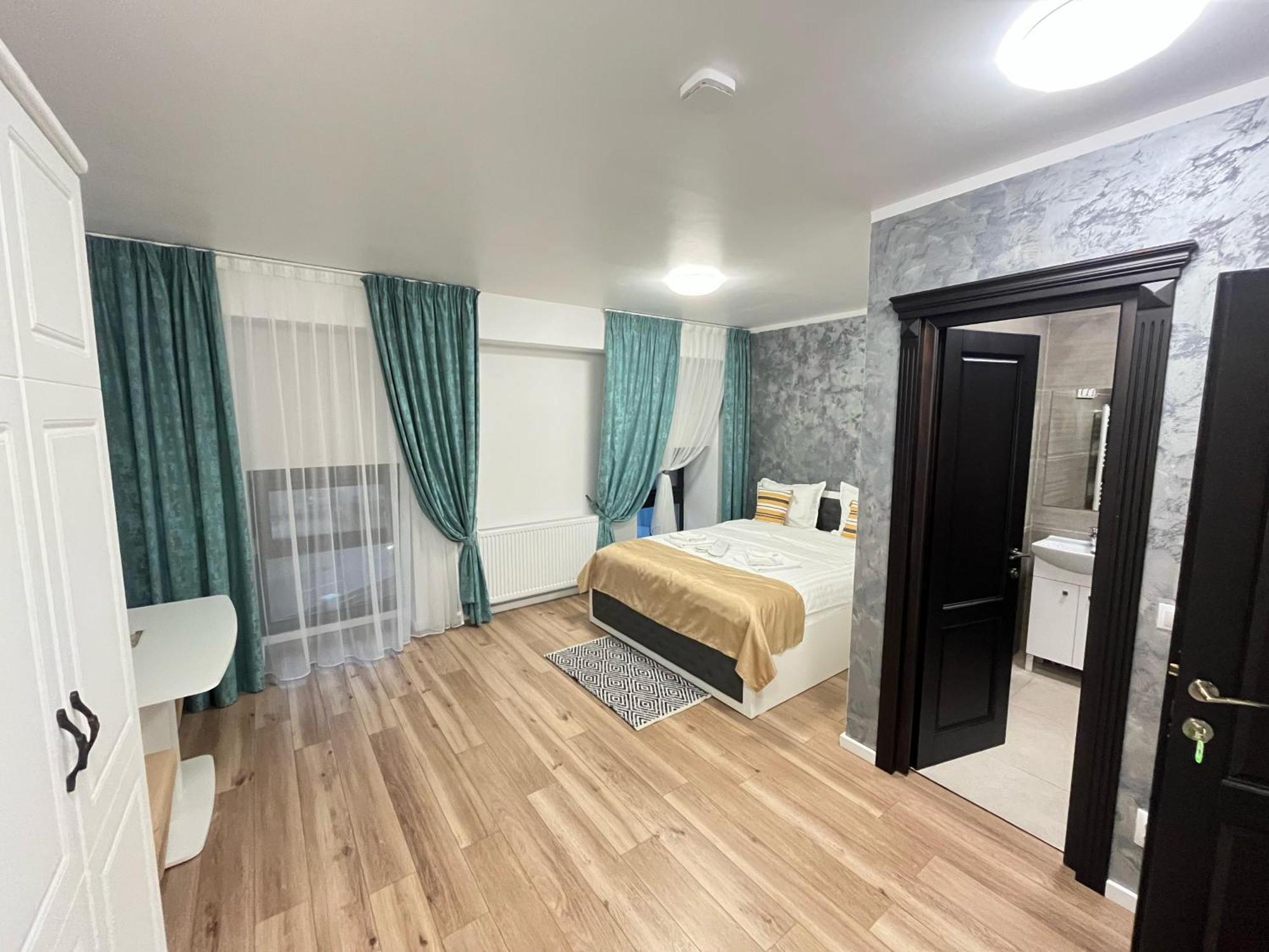 Grey Boutique Hotel Palas Iasi Exterior photo